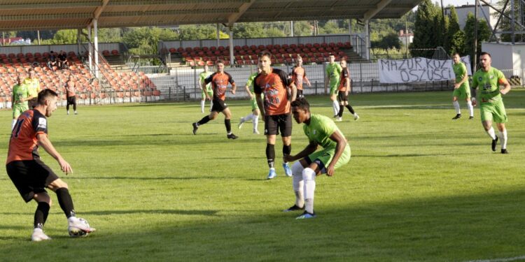 07.08.2021. Ostrowiec Św. III liga: KSZO - Chełmianka Chełm / Kamil Król / Radio Kielce