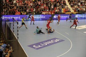 16.09.2021. Bukareszt, EHF Liga Mistrzów. Mecz Dynamo Bukareszt - Łomża Vive Kielce / Arkadiusz Miller / Radio Kielce