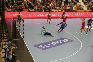 16.09.2021. Bukareszt, EHF Liga Mistrzów. Mecz Dynamo Bukareszt - Łomża Vive Kielce / Arkadiusz Miller / Radio Kielce