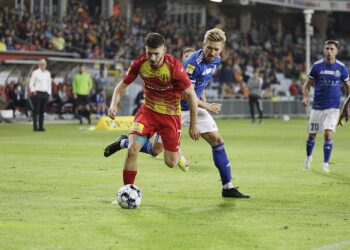 03.09.2021 Kielce. Mecz Korona Kielce - Miedz Legnica. Na zdjęciu (z lewej); Jakub Łukowski / Jarosław Kubalski / Radio Kielce