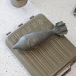 06.09.2021 Kielce. Wystawa militariów na dworcu autobusowym / Jarosław Kubalski / Radio Kielce