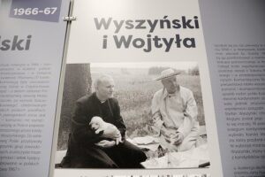 09.09.2021 Kielce. Przystanek Historia IPN. Wernisaż wystawy " Prymas Tysiąclecia Stefan Wyszyński " / Jarosław Kubalski / Radio Kielce