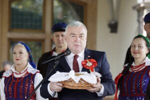 12.09.2021 Kielce. Dożynki wojewódzkie. Marszałek Andrzej Bętkowski / Jarosław Kubalski / Radio Kielce