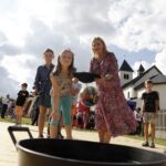 12.09.2021 Domaszowice. Festyn / Jarosław Kubalski / Radio Kielce