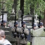 14.09.2021 Warszawa. Cmentarz na Powązkach. Pogrzeb aktora Wiesława Gołasa / Jarosław Kubalski / Radio Kielce