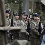 14.09.2021 Warszawa. Cmentarz na Powązkach. Pogrzeb aktora Wiesława Gołasa / Jarosław Kubalski / Radio Kielce