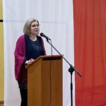 01.09.2021. Ostrowiec Św. Uroczyste rozpoczęcie roku szkolnego w liceum im. Joachima Chreptowicza. Na zdjęciu: Małgorzata Górecka-Smolińska - dyrektor LO nr 2 im. Joachima Chreptowicza w Ostrowcu Św. / Emilia Sitarska / Radio Kielce