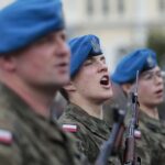 25.09.2021. Kielce. Wspólna przysięga elewów i terytorialsów / Wiktor Taszłow / Radio Kielce