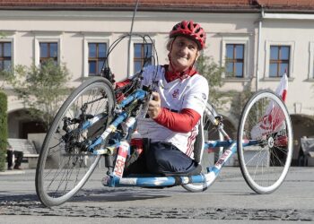 28.09.2021. Kielce. Krzysztof Jarzębski dojechał do Kielc. Na zdjęciu: Krzysztof Jarzębski / Wiktor Taszłow / Radio Kielce