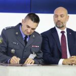 07.09.2021. Kielce. MSPO. Podpisanie umów związanych z pozyskaniem sprzętu wojskowego na potrzeby Sił Zbrojnych / Wiktor Taszlow / Radio Kielce