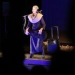 10.09.2021. Kielce. Teatr im. Stefana Żeromskiego. Spektakl „Dziewczyna ze strunami” / Wiktor Taszłow / Radio Kielce