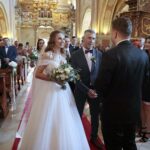 10.09.2021. Wąchock. Ślub Magdaleny Chojnackiej i Marka Materka / Wiktor Taszłow / Radio Kielce