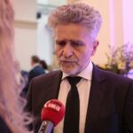 29.09.2021. Warszawa. Zamek Ujazdowski. Koncert Muzyki Polskiej promujący Międzynarodowy Festiwal Muzyczny im. Krystyny Jamróz w Busku-Zdroju. Na zdjęciu: senator Krzysztof Słoń / Wiktor Taszłow / Radio Kielce