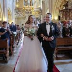 10.09.2021. Wąchock. Ślub Magdaleny Chojnackiej i Marka Materka / Wiktor Taszłow / Radio Kielce