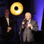 29.09.2021. Warszawa. Zamek Ujazdowski. Koncert Muzyki Polskiej promujący Międzynarodowy Festiwal Muzyczny im. Krystyny Jamróz w Busku-Zdroju. Na zdjęciu przemawia poseł Krzysztof Lipiec / Wiktor Taszłow / Radio Kielce