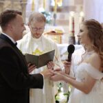 10.09.2021. Wąchock. Ślub Magdaleny Chojnackiej i Marka Materka / Wiktor Taszłow / Radio Kielce