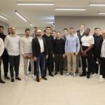 10.09.2021. Kielce. Teatr im. Stefana Żeromskiego. Spektakl „Dziewczyna ze strunami” / Wiktor Taszłow / Radio Kielce