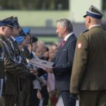 13.09.2021. Kielce. 32. rocznica powstania Centrum Przygotowań do Misji Zagranicznych. Na zdjęciu (w środku): Zbigniew Koniusz - wojewoda świętokrzyski / Wiktor Taszłow / Radio Kielce