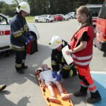 13.09.2021. Zalew Adrzejówka. Ćwiczenia: wypadek, pożar, pierwsza pomoc / Wiktor Taszłow / Radio Kielce