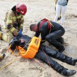 13.09.2021. Zalew Adrzejówka. Ćwiczenia: wypadek, pożar, pierwsza pomoc / Wiktor Taszłow / Radio Kielce