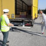 14.09.2021. Miedziana Góra. Kontrole Inspekcji Transportu Drogowego / Wiktor Taszłow / Radio Kielce