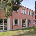 14.09.2021. Kielce. Przekazanie kluczy lokatorom do mieszkań komunalnych / Wiktor Taszłow / Radio Kielce