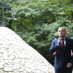 14.09.2021. Święty Krzyż. Poświęcenie kopca księcia Adama Czartoryskiego. Na zdjęciu: Rafał Nowak - wicewojewoda świętokrzyski / Wiktor Taszłow / Radio Kielce