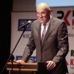 15.09.2021. Kielce. Mała scena KCK. Wręczenie statuetek NOVATOR 2020. Na zdjęciu: Cezary Tkaczyk - prezydent Staropolskiej Izby Przemysłowo- Handlowej / Wiktor Taszłow / Radio Kielce