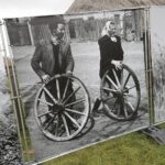 24.09.2021. Tokarnia. Muzeum Wsi Kieleckiej. Wystawa "Portret zapomnianej prowincji kieleckiej. Pierściński, Buczkowski, Gajewski" / Wiktor Taszłow / Radio Kielce