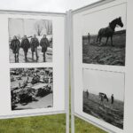 24.09.2021. Tokarnia. Muzeum Wsi Kieleckiej. Wystawa "Portret zapomnianej prowincji kieleckiej. Pierściński, Buczkowski, Gajewski" / Wiktor Taszłow / Radio Kielce