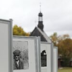 24.09.2021. Tokarnia. Muzeum Wsi Kieleckiej. Wystawa "Portret zapomnianej prowincji kieleckiej. Pierściński, Buczkowski, Gajewski" / Wiktor Taszłow / Radio Kielce