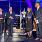 10.09.2021. Starachowice. Rozdanie Świętokrzyskich Nagród Muzealnych im. Tadeusza Włoszka. Na zdjęciu (od lewej): Marek Bogusławski - członek zarządu województwa świętokrzyskiego, Andrzej Pruś - przewodniczący Sejmiku Województwa Świętokrzyskiego, Bożena Wódz - Muzeum Okręgowe w Sandomierzu i Robert Kotowski - dyrektor Muzeum Narodowego w Kielcach / Anna Głąb / Radio Kielce