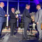 10.09.2021. Starachowice. Rozdanie Świętokrzyskich Nagród Muzealnych im. Tadeusza Włoszka. Na zdjęciu (od lewej): Piotr Wawrzyk - wiceminister spraw zagranicznych, Marek Bogusławski - członek zarządu województwa świętokrzyskiego, Andrzej Pruś - przewodniczący sejmiku województwa świętokrzyskiego i Mikołaj Getka-Kenig - dyrektor Muzeum Okręgowego w Sandomierzu / Anna Głąb / Radio Kielce