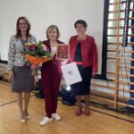 03.09.2021. Ostrowiec Św. Inauguracja roku sportowego w Szkole Mistrzostwa Sportowego. Na zdjęciu (od lewej): Anna Trojanowska - dyrektor SMS w Ostrowcu Św., Anna Krupka - wiceminister kultury, dziedzictwa narodowego i sportu, Marzena Dębniak - starosta ostrowiecki / Emilia Sitarska / Radio Kielce