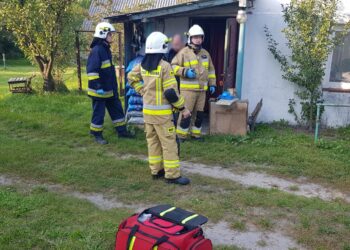 08.09.2021. Gniewce w gminie Piekoszów. Strażacka interwencja / OSP KSRG Piekoszów