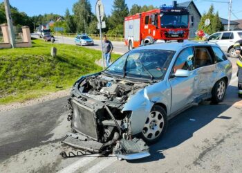 06.09.2021. Smyków. Wypadek / OSP w Kozowie