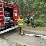 16.09.2021. Ostrowiec Świętokrzyski. Ćwiczenia strażaków na terenie leśnictwa Zwierzyniec / Emilia Sitarska / Radio Kielce