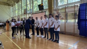 03.09.2021. Ostrowiec Św. Inauguracja roku sportowego w Szkole Mistrzostwa Sportowego / Emilia Sitarska / Radio Kielce