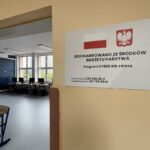 01.09.2021. Ostrowiec Św. Uroczyste rozpoczęcie roku szkolnego w liceum im. Joachima Chreptowicza. / Emilia Sitarska / Radio Kielce