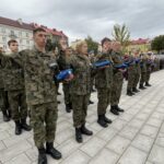 29.09.2021. Ostrowiec Świętokrzyski. Ślubowanie klas drugich Niepublicznego Technikum im. Tadeusza Kościuszki ZDZ / Emilia Sitarska / Radio Kielce