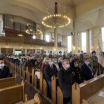 29.09.2021. Ostrowiec Świętokrzyski. Ślubowanie klas drugich Niepublicznego Technikum im. Tadeusza Kościuszki ZDZ / Emilia Sitarska / Radio Kielce