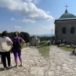 12.09.2021. Święty Krzyż. Turyści na szlaku / Emilia Sitarska / Radio Kielce