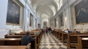 12.09.2021. Święty Krzyż. Turyści na szlaku / Emilia Sitarska / Radio Kielce