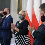 19.10.2021. Warszawa. Narodowy Dzień Pamięci Duchownych Niezłomnych. Wręczenie odznaczeń państwowych w Belwederze. Na zdjęciu szefowa Kancelarii Prezydenta RP Grażyna Ignaczak-Bandych (w środku) / Leszek Szymański / PAP