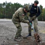 13.10.2021. Nowa Dęba. Szkolenie saperów / ppor. Daniel Woś / ŚBOT
