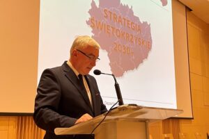 18.10.2021. Kielce. Powołanie Rady do Spraw Rozwoju Województwa Świętokrzyskiego. Na zdjęciu: Andrzej Bętkowski - marszałek województwa świętokrzyskiego / Michał Kita / Radio Kielce