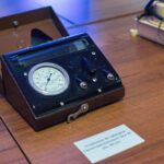 02.10.2021. Maleniec. Kolekcja stomatologiczna Piotra Kuźnika / Magdalena Galas-Klusek / Radio Kielce