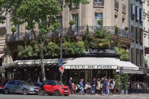 Café de Flore w Paryżu / Wikipedia