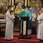 17.10.2021. Sandomierz. Msza święta w bazylice katedralnej w Sandomierzu  z okazji rozpoczęcia synodu ogłoszonego przez papieża Franciszka / ks. Wojciech Kania / sekretarz biskupa Krzysztofa Nitkiewicza