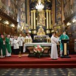 17.10.2021. Sandomierz. Msza święta w bazylice katedralnej w Sandomierzu  z okazji rozpoczęcia synodu ogłoszonego przez papieża Franciszka / ks. Wojciech Kania / sekretarz biskupa Krzysztofa Nitkiewicza